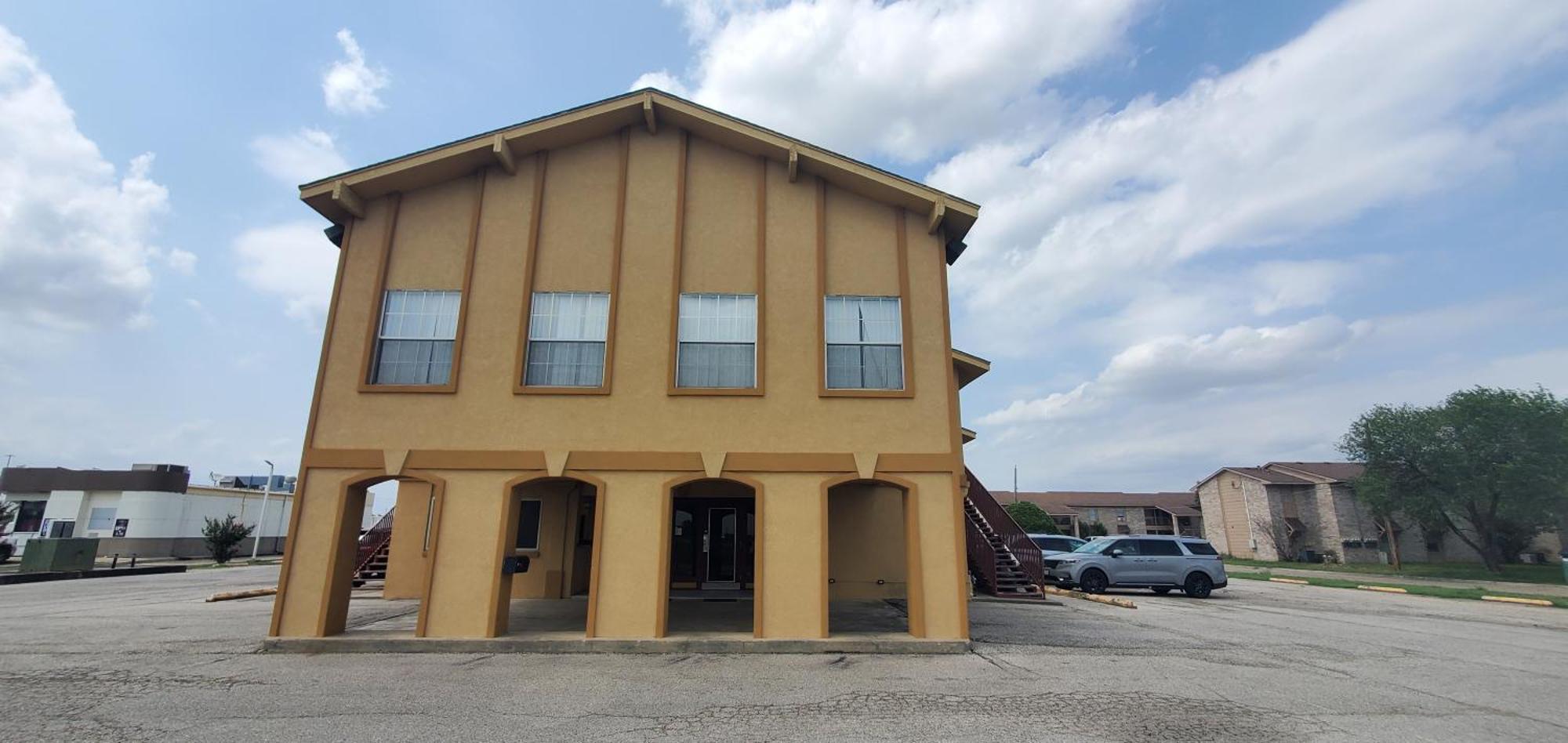 Antlers Inn Cuero Exterior photo